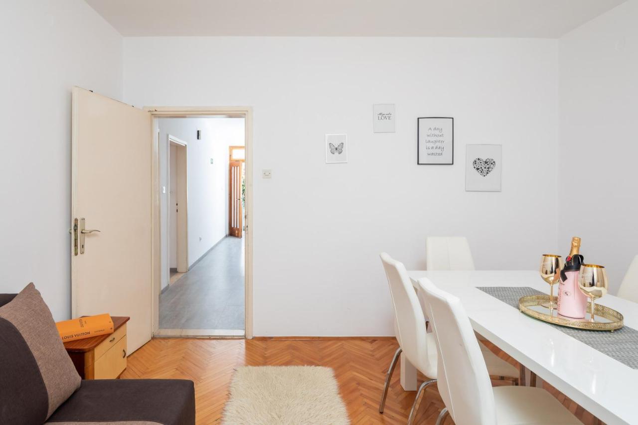 Seaside Apartment Blue Dugi Rat Exterior foto