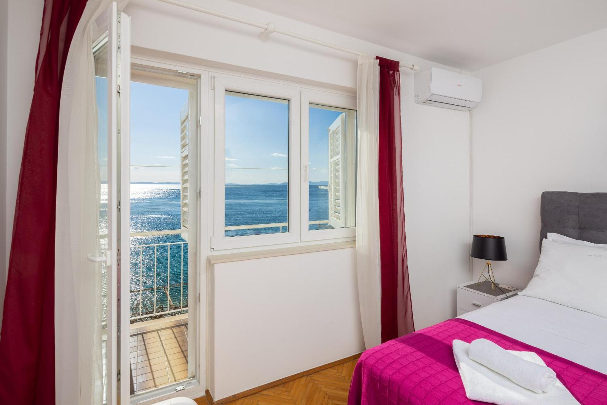 Seaside Apartment Blue Dugi Rat Exterior foto
