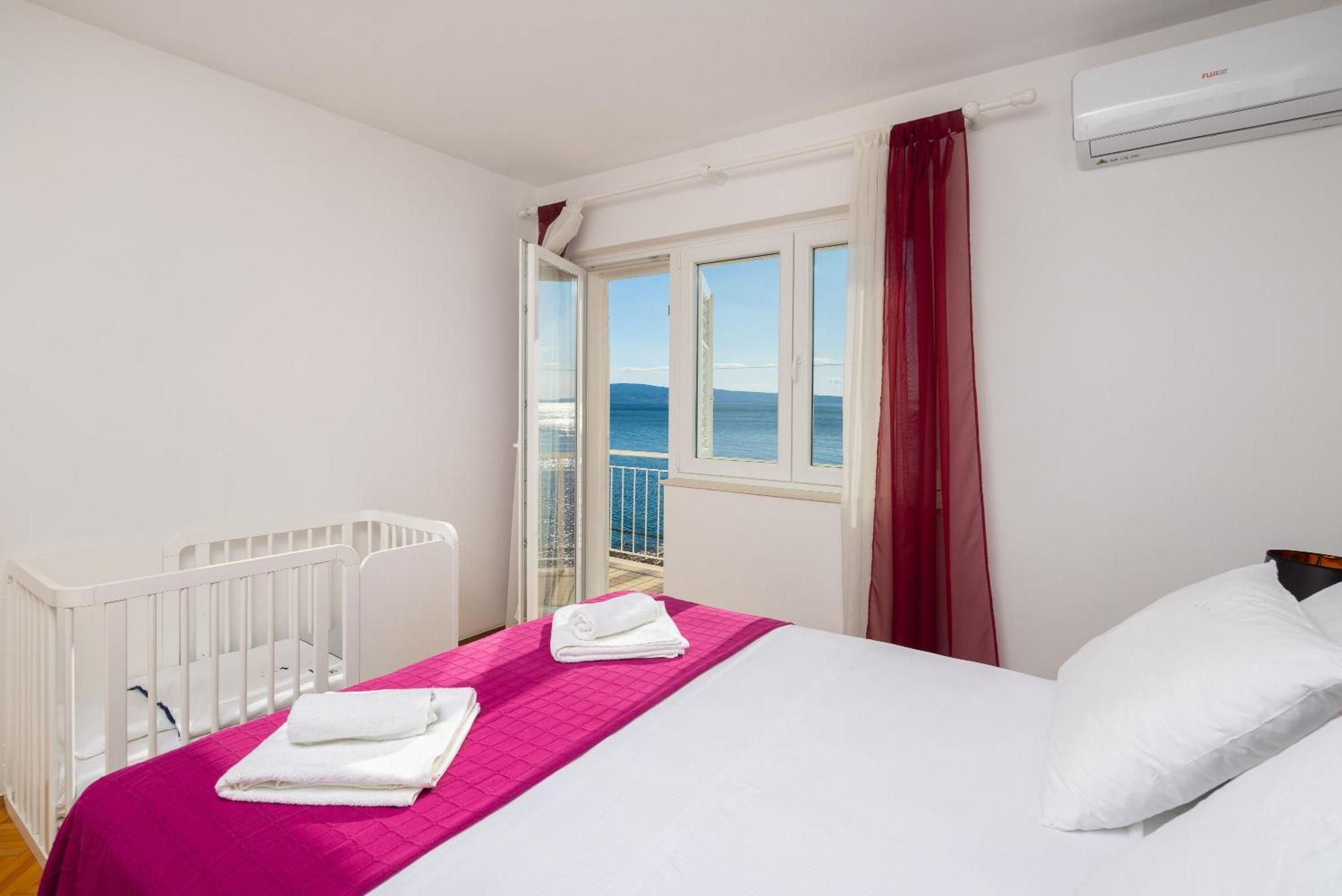 Seaside Apartment Blue Dugi Rat Exterior foto